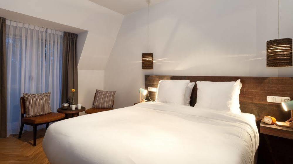 Van Heeckeren Hotel Nes  Dış mekan fotoğraf